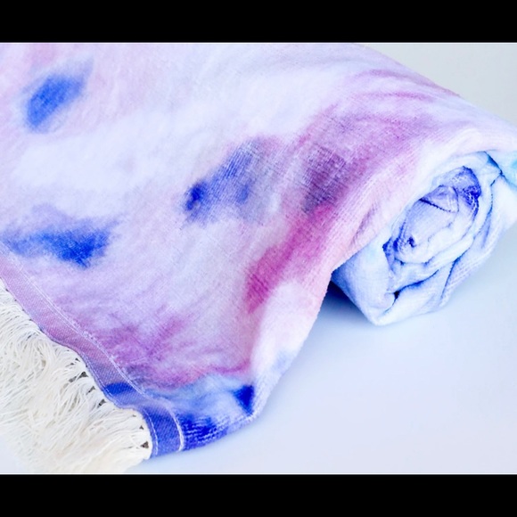 TIE DYE TOWEL - Picture 2 of 2